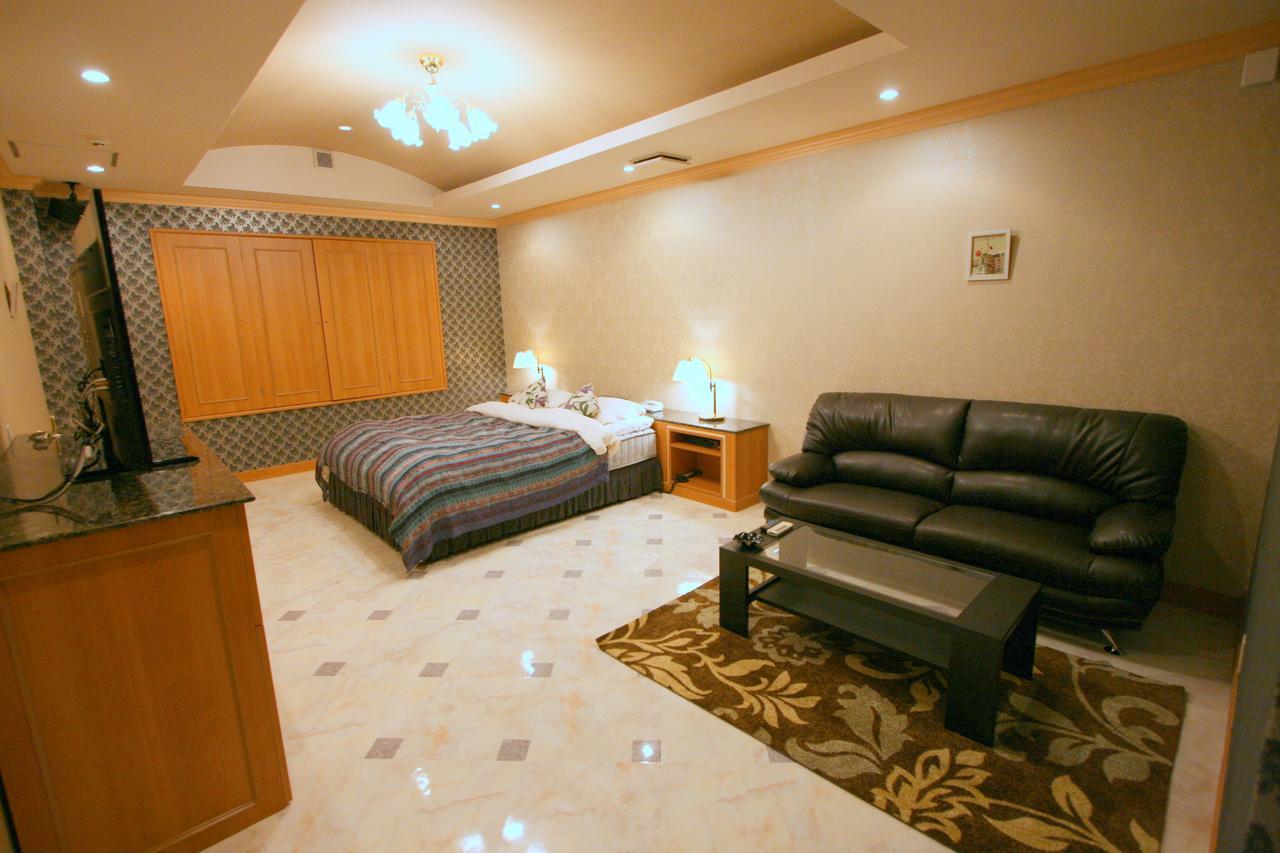 Hotel Sari Resort Takinoyashiro (Adults Only) Kato  Екстериор снимка