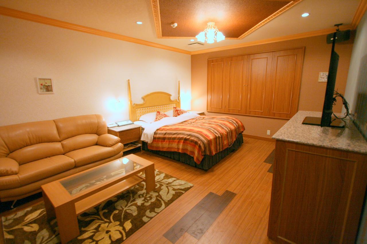 Hotel Sari Resort Takinoyashiro (Adults Only) Kato  Екстериор снимка